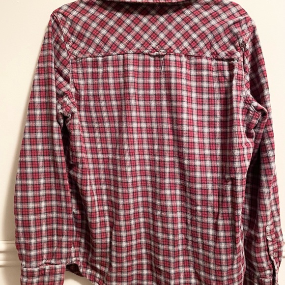 Roots 🍁 Red and Grey Flannel Womens Button Down Size Large Good Used Condition - Picture 3 of 4